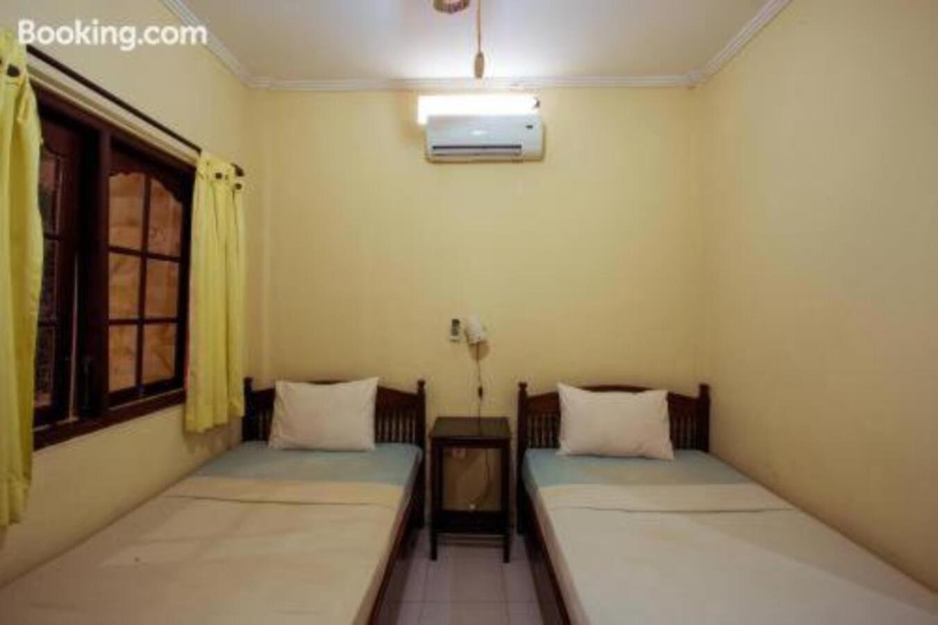 Segara Sadhu Inn Kuta By Ecommerceloka Exterior photo